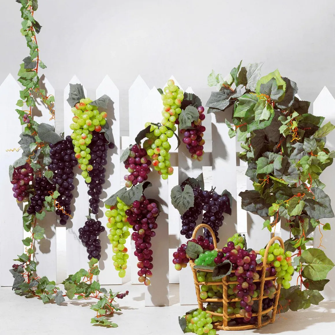 Maniquíes De Uvas Verdes